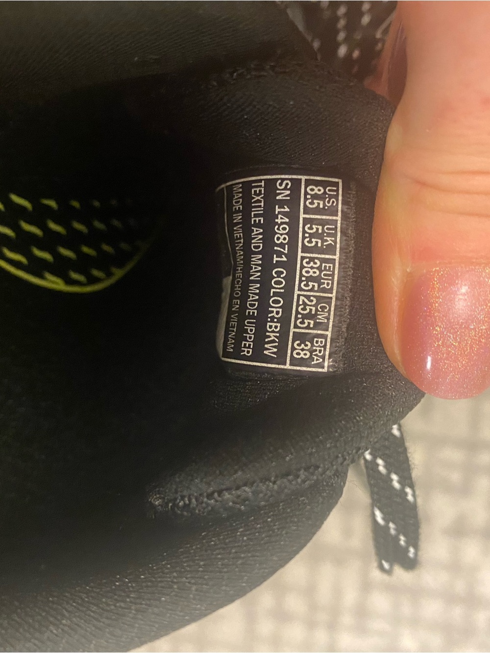 Sketchers Glide Step Arch Fit Black Athletic Sneaker New in Box 8.5 - Picture 3 of 10